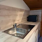 Haus Raimund アパート レンゲンフェルト