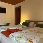 アパート Haus Raimund レンゲンフェルト